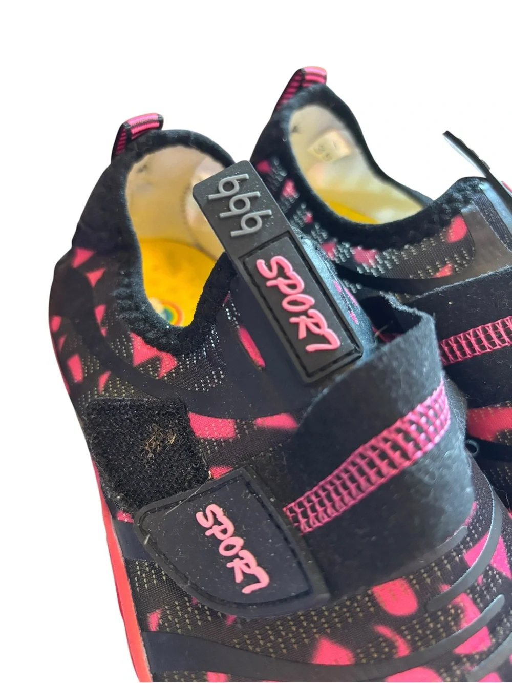 Kids Water Shoes Size 4 Pink & Black Quick Dry Beach Pool Aqua Shoes EU 36